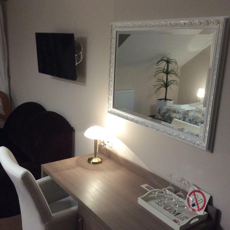 Amberia Mikolajki Apartment Ngoại thất bức ảnh