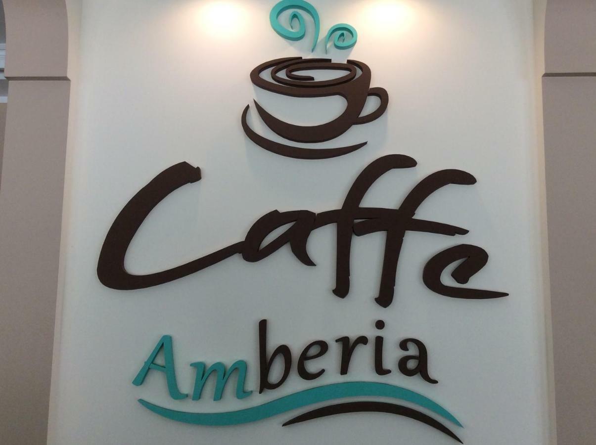 Amberia Mikolajki Apartment Ngoại thất bức ảnh